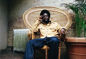 Michael Kiwanuka Shares Powerful New Single “Floating Parade” -