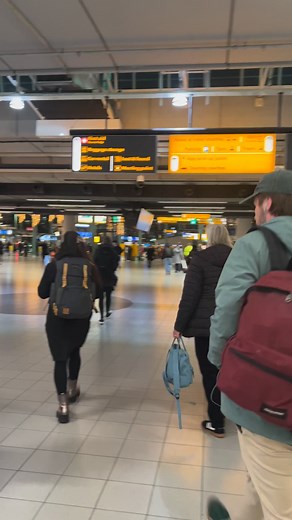 Busy Schiphol AirPort Amsterdam at midnight ✈️ #amsterdam #schipholairport #midnight #freedom #travel #europe | Amsterdam Love