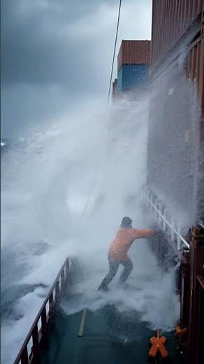 you won't believe this...😱 #waves #ship #sea #storm #ocean #container #cargo