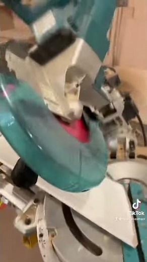 How to set a miter saw to do Crown molding