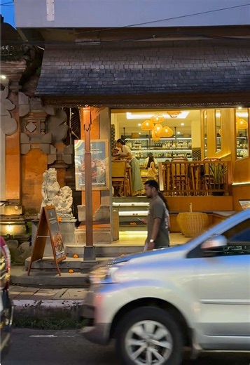 Experience Traditional Dining at Natah Ubud