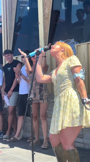 Angela Torres Brilla en Pinamar con Marcos Giles