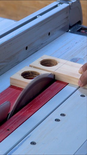 DIY Woodworking Scroll Saw Machine #amazing #FacebookReelsContest #Wow #woodworking #tricks #reelsfb #reelsviral #reels #trending #Trend #wood #TikTok #trend | Woodworking TV