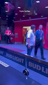 607 reactions · 67 comments | Taylor Swift has steamy reaction to...