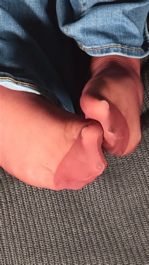 Nylonz on Instagram: "New hose coming soon. This was a fun color though ❤️"