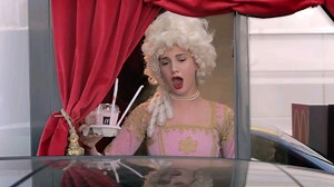 Les clients d'un McDonald's surpris par une caméra cachée hilarante