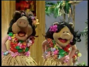The Muppet Show - 519: Chris Langham - “Hawaiian Cowboy” (1981)