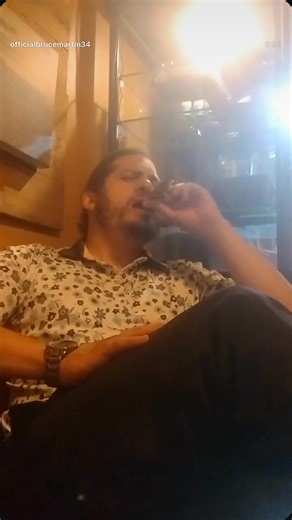 The best premium cigars in town, Hands down! Come on by and ask for me and let me and you sit back and enjoy the moment! We also have Fine spirits, Wine and Beer!! 🥃🍷🍺 #elpaso #chucocig | Tonight with Bruce Martin