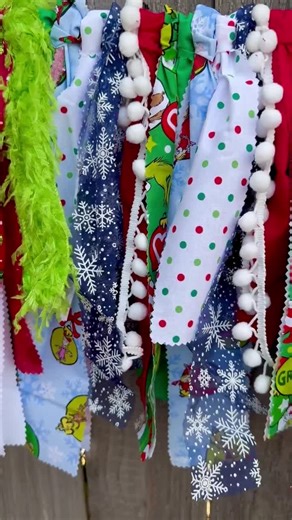 Fuzzy Grinch Pom Pom Rag Tie Garland| Grinchmas Christmas Mantel Decor - Etsy