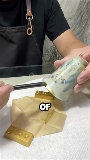 Kintsugi: The Mind blowing Art of Repairing Cracks with Gold🤯🤯