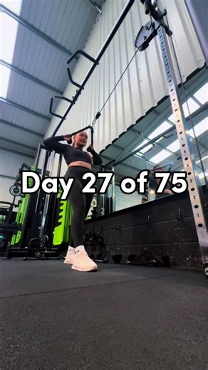 YAYY it’s the weekend! Productive day 🤭it’s 10:20pm finally siting down to chill out and catching up with bridgerton very excited 🥲😭✌️ decided no voiceover again today, ran out of time and I think you get the jist of how my day has been 😘😘 hope you have had an amazing day!! #75soft #75challenge #fyp #saturday #happysaturday