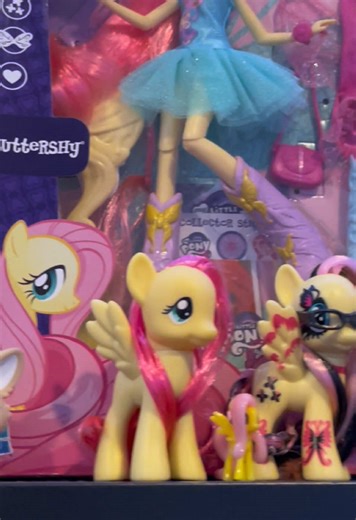 Unboxing My Dream Fluttershy Pony Mail!
