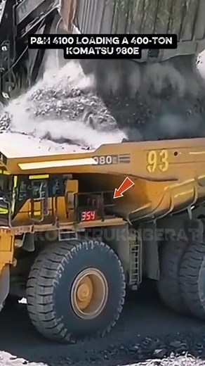 1.9M views · 18K reactions | P&H 4100 Shovel Loading Over 400 Tons into Komatsu 980E #HeavyMachinery #Operator #Komatsu980E #PnH4100 #MiningEquipment | Konstruksi Berat | Facebook