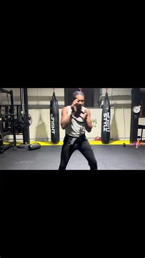Boxing Defense Techniques That Save You in a Fight #boxing #selfdefense #shorts