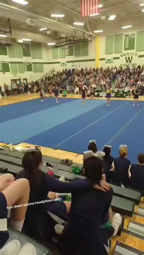 jump competition (I won) #cheer #jumps #iwon #goldmetal #toetouch #doubletoetouch #backhandspring #floor