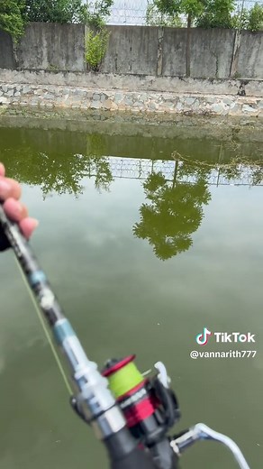#fyp #viral #tiktokviral #tiktokcambodia #fishing #បបក់ត្រីធម្មជាតិ #ស្ទូចត្រី