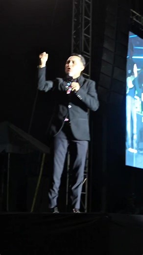 Joven recibe Sanidad | Un pastor joven