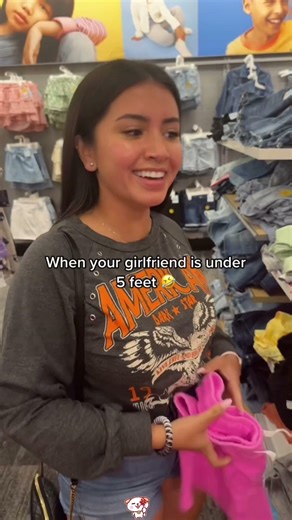 Life With a Short Girlfriend Be Like #funny #couple #gf