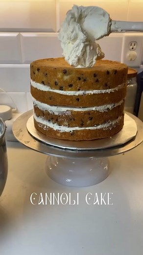 Delicious Cannoli Cake Recipe You Must Try