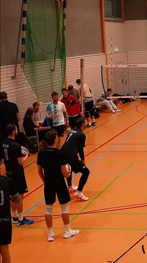 Einschlagen Landesliga😂😂 #volleyball #haikyuu #volleyballplayer