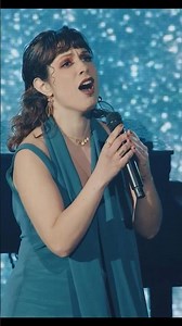 Serena Kaos giving us ALL the feels. 🎤 #portuguesa #portuguese