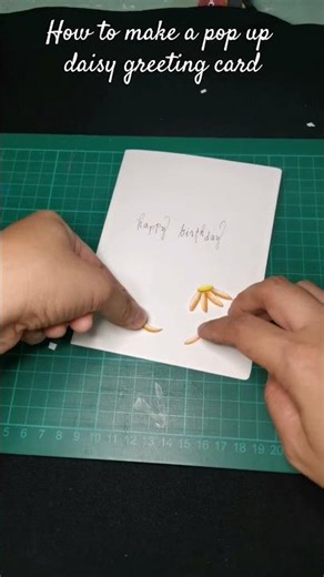 How to make a pop up daisy greeting card #popupbook #diy #popupcardtutorial #papercraft #popupart