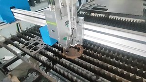 🙋 Somos fabricantes profesionales de máquinas de corte CNC por plasma y láser, soldadoras y limpiadoras láser, robots y máquinas de procesamiento de barras de refuerzo. Nuestros principales productos son: 🔹 Cortadora de plasma CNC portátil 🔹 Cortadora de plasma CNC de mesa 🔹 Cortadora de plasma tipo puente 🔹 Máquina de corte de tubos CNC 🔹 Máquina de corte por láser de fibra CNC 🔹 Máquina de soldadura, limpieza y corte láser 3 en 1 🔹 Máquina dobladora de alambre para barras de refuerzo �