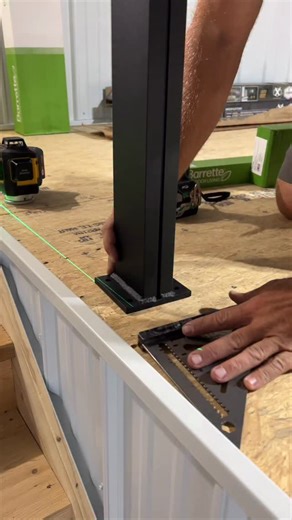 One of the best thought out aluminum railing cable systems I’ve installed! Glad my client spent the extra money to go with these! @barretteoutdoorliving is the brand. | RR Buildings