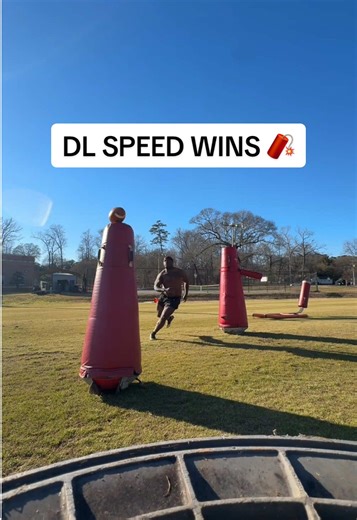 Speed is the foundation of elite defensive line play. No fluff — just fundamentals at game speed. First step. Violence. Intent. Daily reps win. #fyp #viral #trending #athlete #superbowl