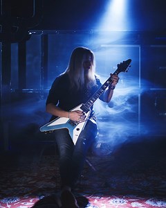 “Ernie Ball, that’s just what you played.” Check out how Richie Faulkner started playing Ernie Ball Power Slinkys in the latest episode of String Theory. Watch the full episode here: https://youtu.be/j-ouzh0Ekb0 | Ernie Ball