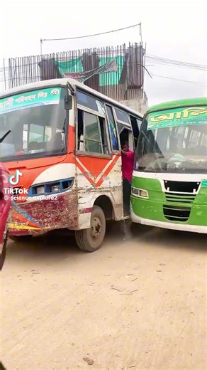 NO TRAFFIC RULES IN BANGLADESH #SDN, 28 April 2025 It's the survival of the fittest in Bangladesh as bus drivers do not follow any tariff rule, while they compete for passengers. | Swaziland Democratic News