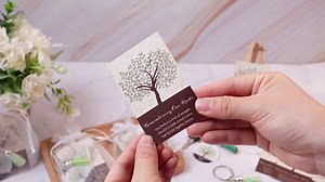 Landical 40 Sets Family Reunion Party Favor Gifts Family Tree Keychains Bulk with Tassel Remembering Our Roots Cards Bags for Gathering Decoration