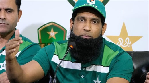 ‘കാണികളിൽ 10 രാജ്യങ്ങൾക്ക് തുല്യം ബംഗ്ലാദേശ്’; കണക്കുമായി പാക് ‌മുൻ താരം, പിശകുകളുണ്ടെന്ന് വിമർശനം