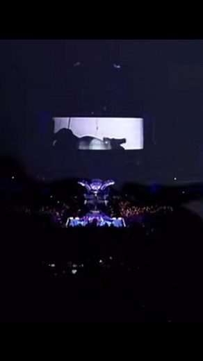 What’s your all-time favorite Madonna concert? Here are the opening production numbers from her tours. #madonna #madonnacollection #highlights2025 #everyonefollowers | Jonathan Joni Valdez