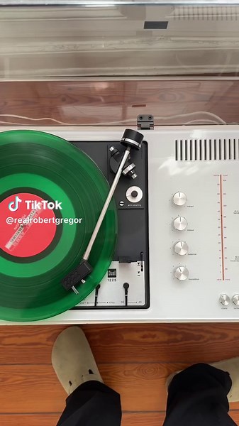 Vintage 70s Vinyl Player (Wega 3202) Collection