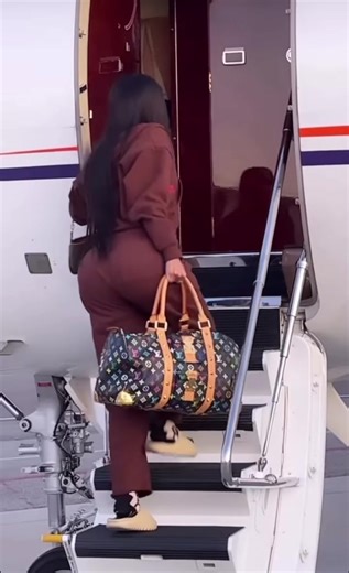 ‏🛩🛩😉 #yodityemane #jodiejoe