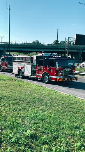 #ACCIDENT #CAR #CRASH #MTL #MONTREAL #QUEBEC #QC #CANADA #sim #pourtoi #foryou