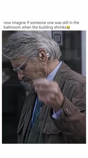 VISHNU MEENA on Instagram: "now imagine if someone one was still in the bathroom when the building shrinks 😭 Credit: ryan09975 on tt 🎥: Ant-Man, the 2015 Marvel superhero film, introduces Scott Lang (Paul Rudd), a well-meaning master thief who is released from prison determined to leave his criminal past behind and become a reliable father for his young daughter, Cassie. Facing the harsh reality that his record makes it impossible to hold a steady job, Scott is manipulated into taking on one l