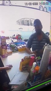 11K views · 24 reactions |  #Acapulco | Reportan asalto a mano armada en tienda de abarrotes en la parte alta de Ruiz Cortines, los asaltantes se desplazan en un taxi con número económico 4729 | Edición Guerrero | Facebook