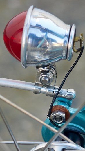 Finishing up the build on the latest bike which includes making a tiny, tiny wire guide for the taillight which is mounted low near the non-drive side rear dropout. It’s just to keep the wire out of the way of the axle when installing the wheel. There are other ways of doing this but this is where my brain went this morning. All the photos of this bike should be ready to share later tonight! #silverbrazing #detailsdetailsdetails #dynamowiring #taillight #chapmancycles | Chapman Cycles