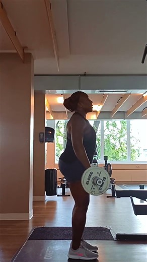 Here are 4 fullbody barbell workout you can add to your workout routine