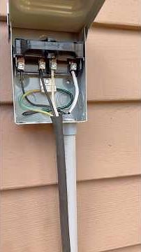 How to add fuses to a GE 30 amp fusible disconnect for 115V mini split