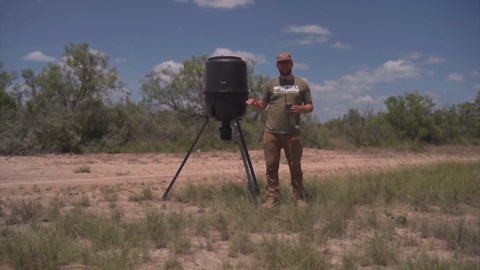 Moultrie Universal Digital Timer III - Deer Feeder Timer - Digital Timer System with 10 Daily Feed Times - Moultrie Connect Bluetooth