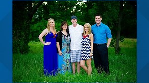 Watch: Garrett's family reflects on his 20-year career at 5NEWS