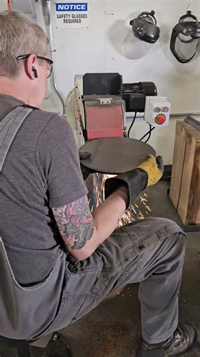 Belt Sander In Action #beltsander #metalshaping #metalart