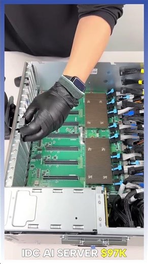 This AI Server Cost $97K 😱 #ai #server #pcbuild