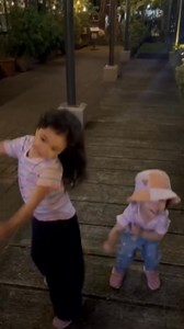 “Lolo look at our Dinagyang steps” Sofia & Olivia showing me their Dinagyang dance steps. Kasadya guid sini’ng akon mga apo. Ti’ belib? 😄 | Jerry Treñas