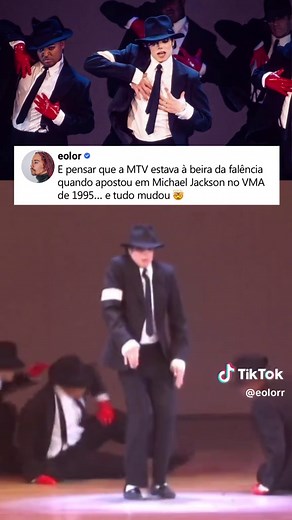 Michael Jackson VMA Medley - Thriller & Billie Jean