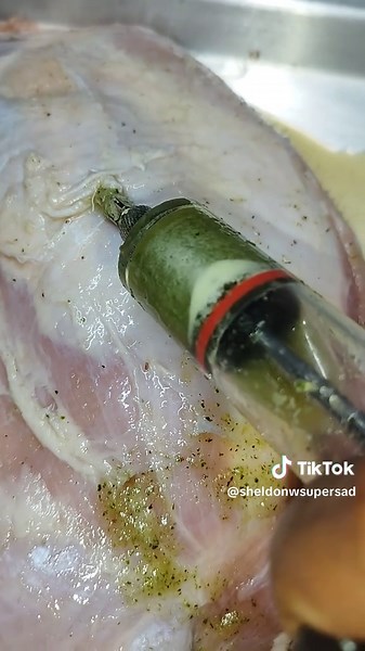 Enhance Your Pulled Pork with Marinade Injector Tips