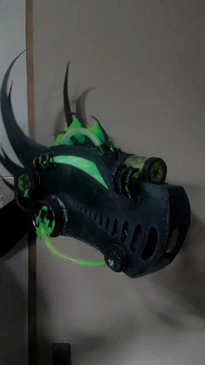 Dragon Puppet Takes Off Mask - Scary Transformation Revealed